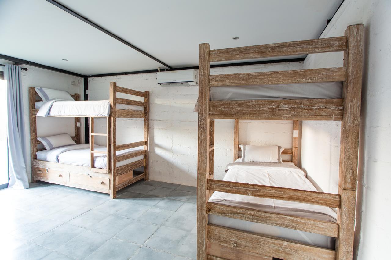 Takeoff Surf Camp & Hotel Canggu (Bali) Ngoại thất bức ảnh